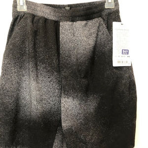 Mens' LuLu Pace Breaker Short --NWT